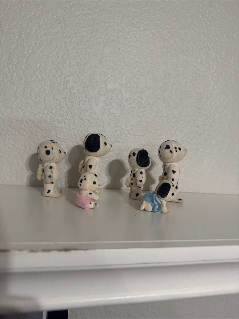 Vintage Rare Calico Critters- Dalmatian Dogs lot of 6 piece - Picture 2 of 4
